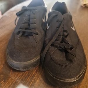 Nike Canvas Skate Shoes Classic Black DA1446-001